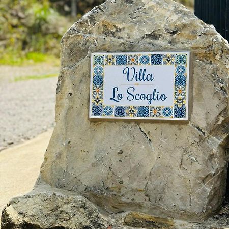Villa Lo Scoglio 阿谢亚 外观 照片